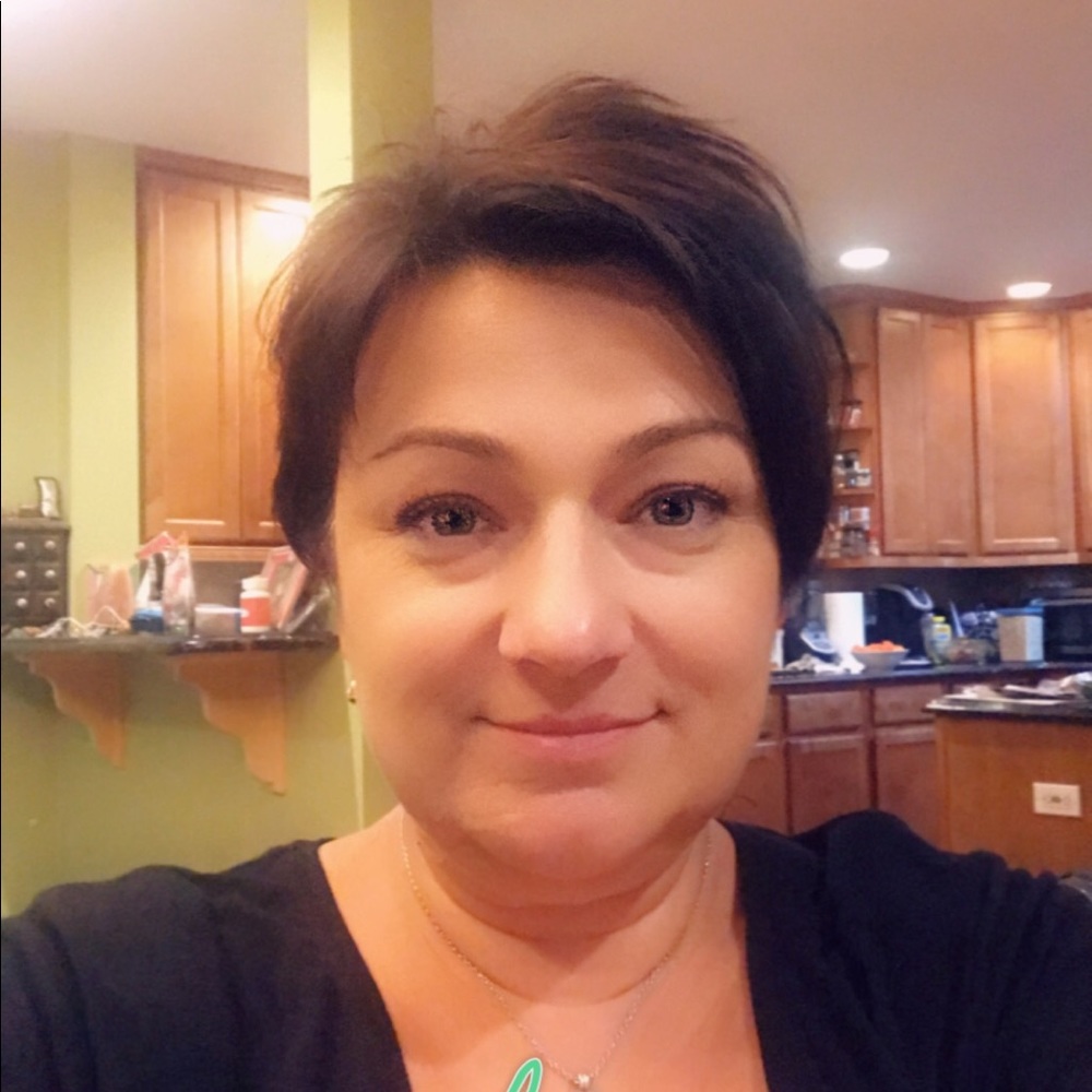 Meet your Posher, Ewa